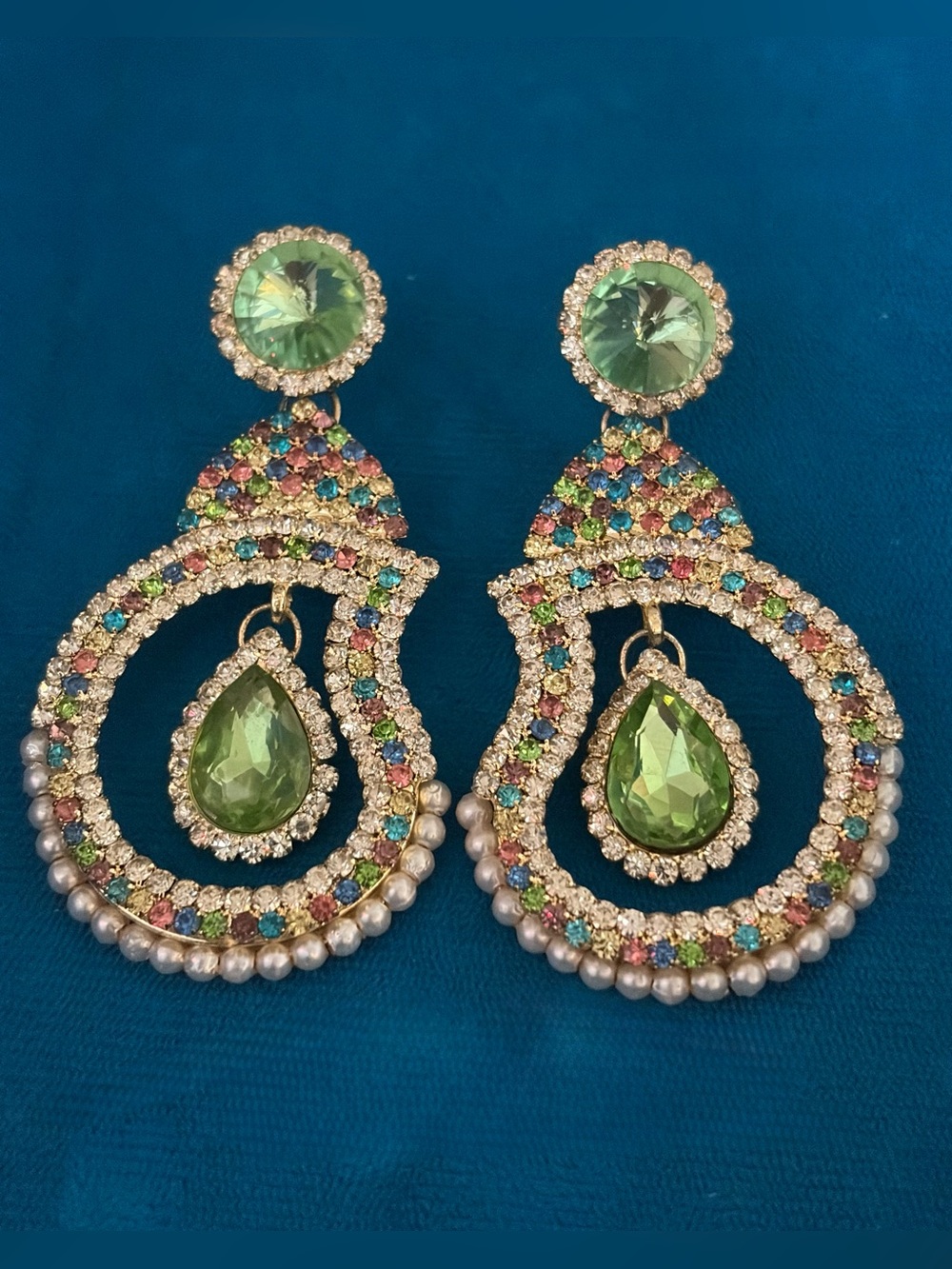 🌈💖Colourful Rainbow Rhinestone Statement Pierced Earrings - Green Teardrop💖🌈